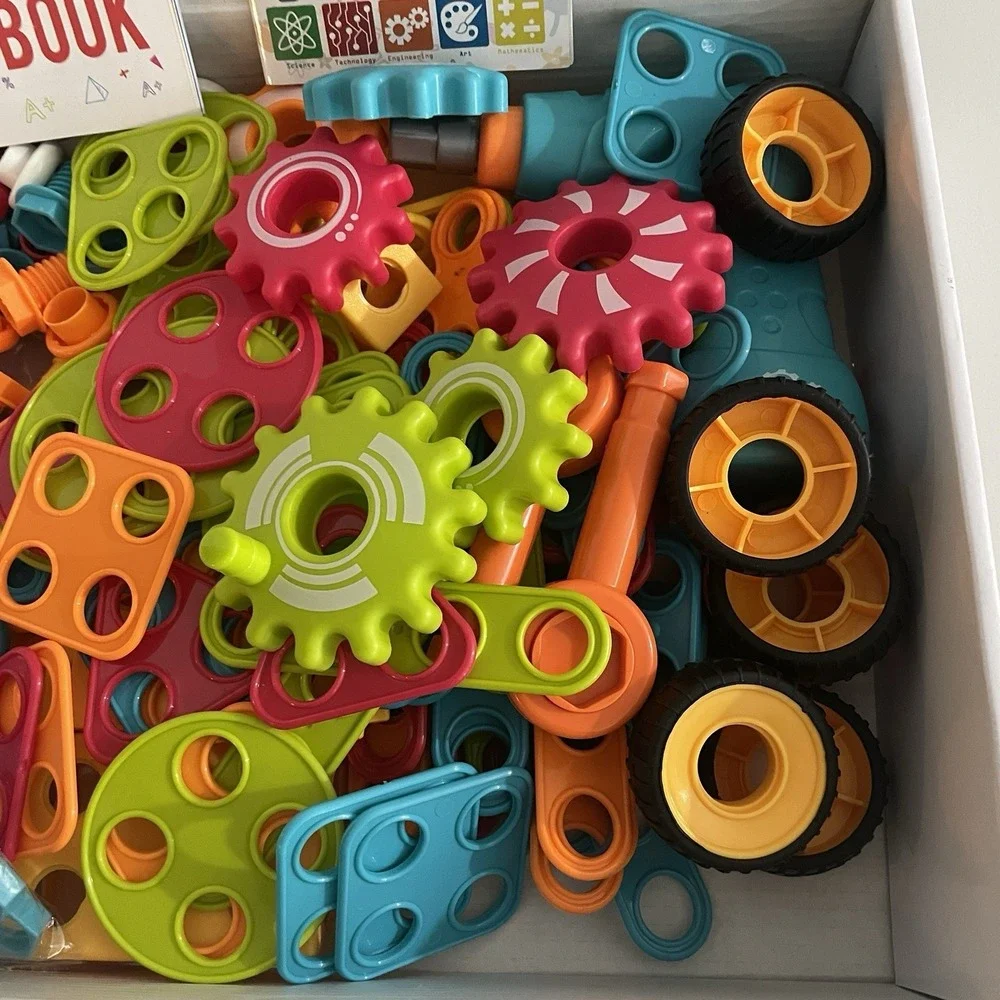 PicassoTiles 237 Piece Building Block Engineering Construction Set Near Complete